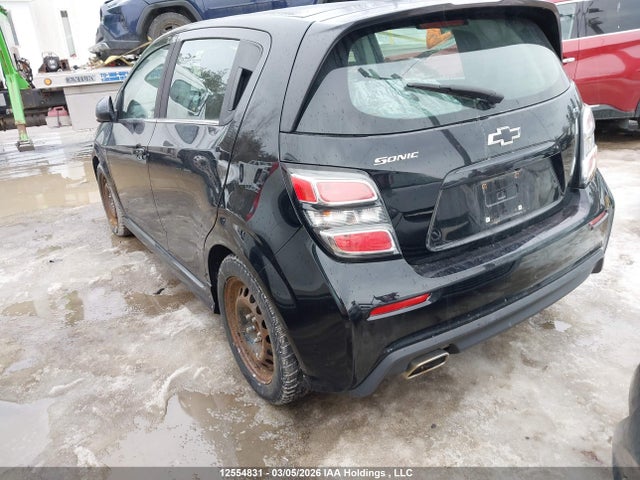 1G1JD6SH1J4134372 Chevrolet SONIC LT