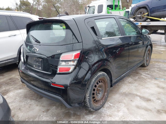 1G1JD6SH1J4134372 Chevrolet SONIC LT