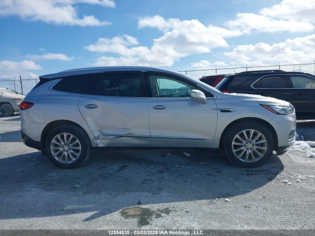 5GAEVAKW5JJ274094 Buick Enclave Essence