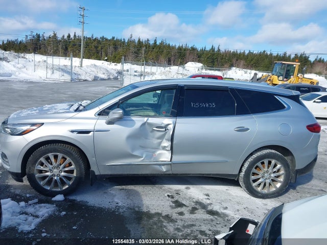 5GAEVAKW5JJ274094 Buick Enclave Essence