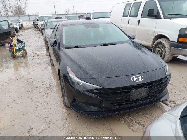 KMHLM4AG3MU112130 Hyundai Elantra Preferred Ivt