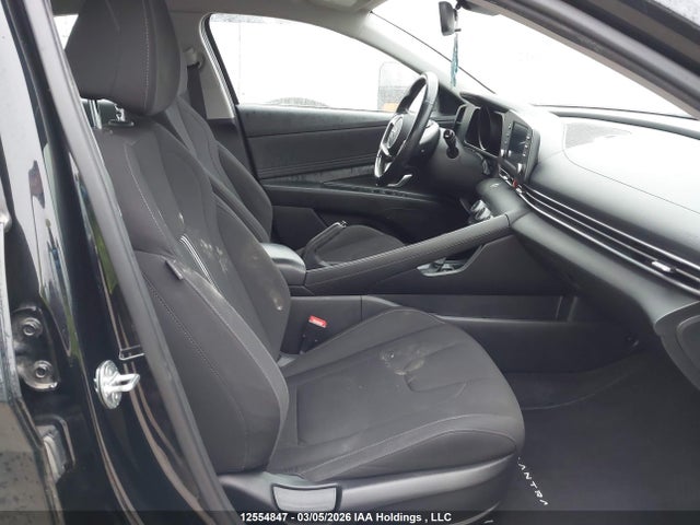 KMHLM4AG3MU112130 Hyundai Elantra Preferred Ivt