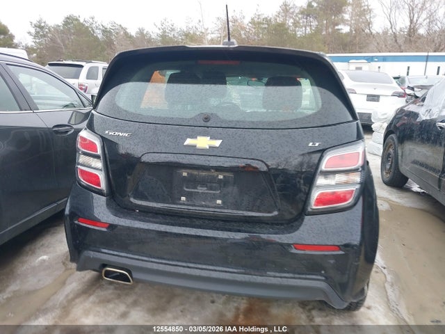 1G1JD6SH6H4129386 Chevrolet SONIC LT