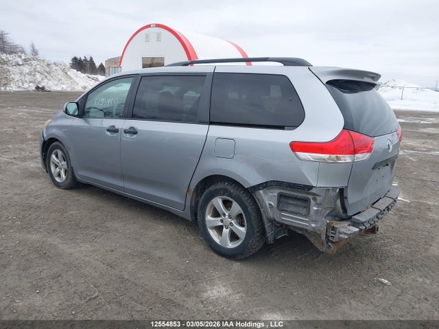 12554853 :رقم المزاد ، 5TDZK3DC1CS195650 vin ، 2012 Toyota Sienna V6 7 Passenger مزاد بيع