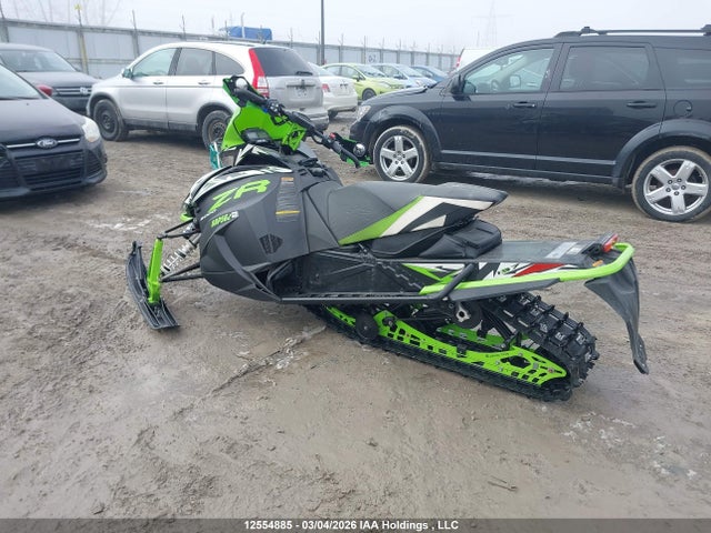 4UF18SNW2JT114399 Arctic Cat Arctic Cat