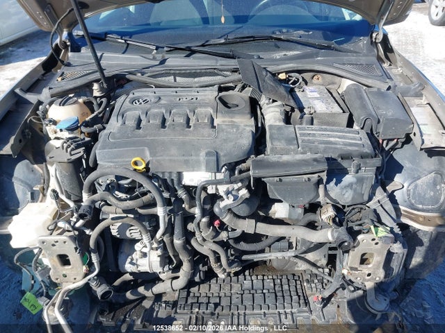 1VWAV7A32FC093213 Volkswagen Passat 2.0 Tdi Trendline