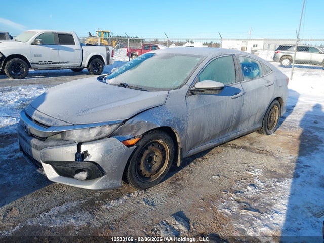 Honda CIVIC SE 2018 2HGFC2F66JH038971 Image 2