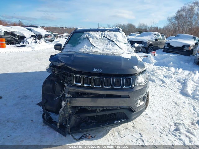 3C4NJDBB6JT432654 Jeep Compass North