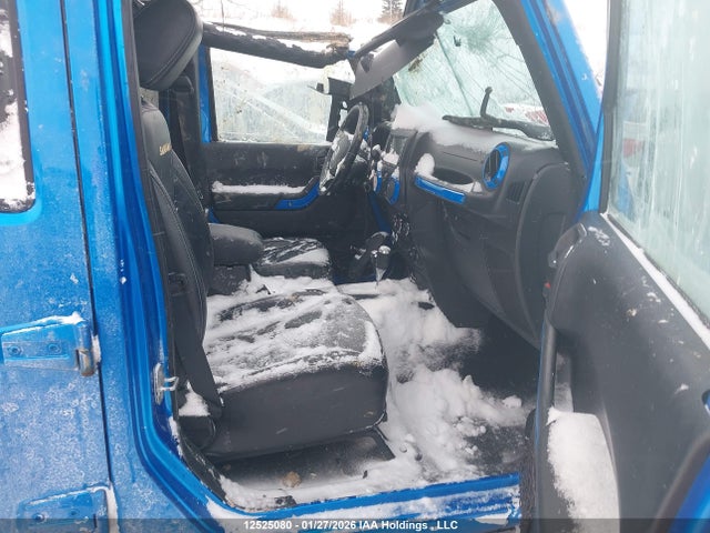 1C4BJWEG6EL285873 Jeep Wrangler Unlimited Sahara