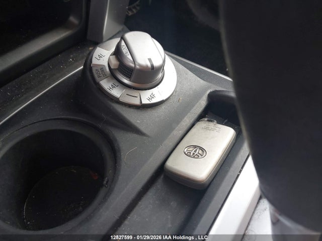 JTEBU5JR6H5422047 Toyota 4RUNNER SR5