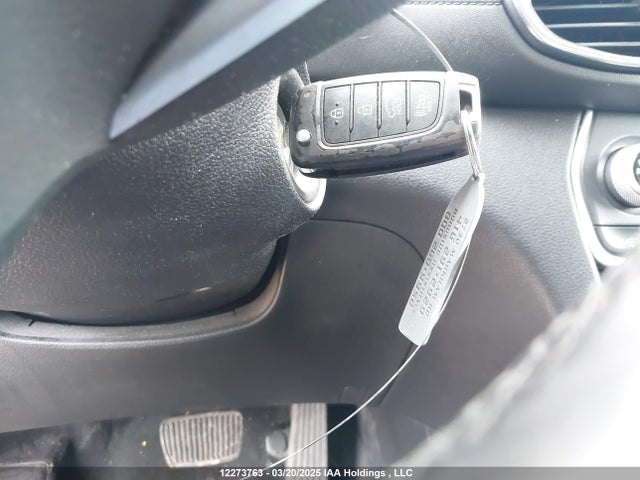 Hyundai Santa Fe Essential 2019 5NMS23AD8KH112229 Image 11