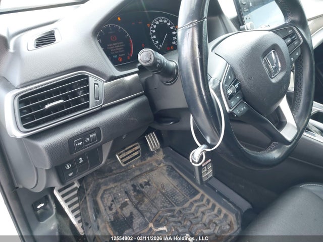 1HGCV1F38JA804596 Honda Accord Sport