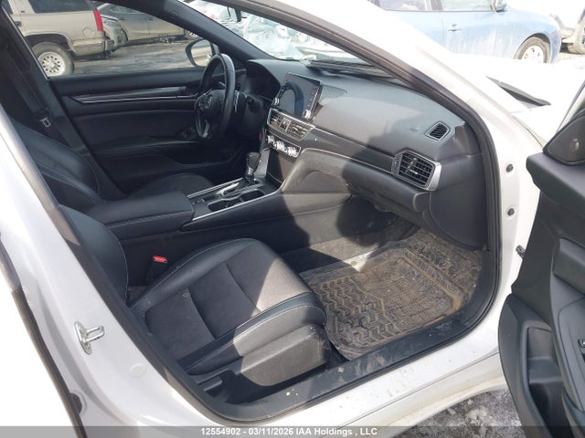 1HGCV1F38JA804596 Honda Accord Sport