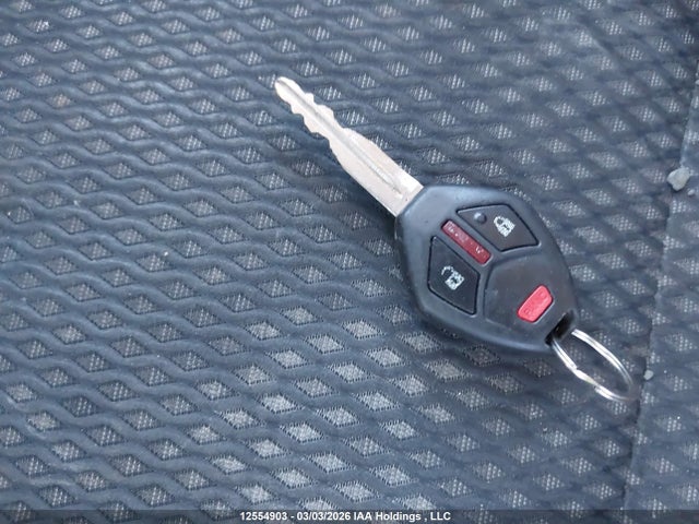 JA4AZ2A35GZ610555 Mitsubishi Outlander Es