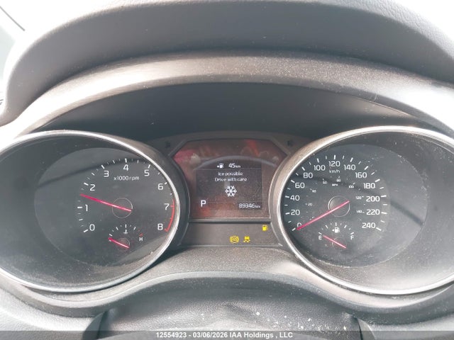 12554923 :رقم المزاد ، KNDMB5C19K6463767 vin ، 2019 Kia Sedona مزاد بيع