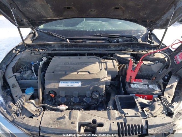 1HGCR3F90GA800121 Honda Accord Touring