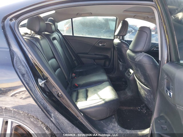 1HGCR3F90GA800121 Honda Accord Touring