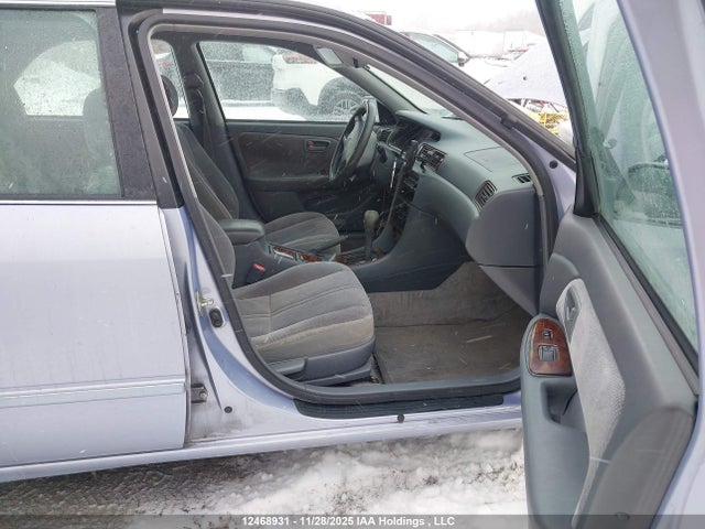 12468931 :رقم المزاد ، 4T1BG22K1WU205175 vin ، 1998 Toyota Camry Ce/le/xle مزاد بيع