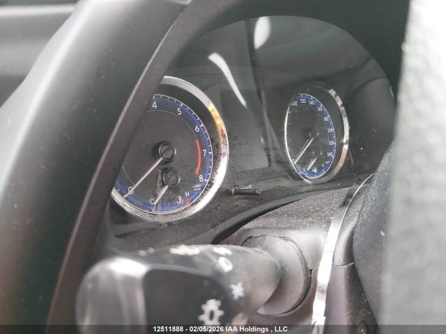 2T1BURHE4KC218498 Toyota COROLLA LE