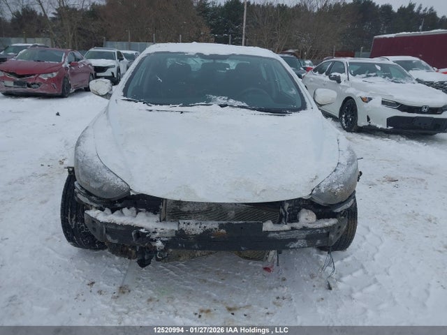 Продажа на аукционе авто 2015 Hyundai Elantra Gl, vin: 5NPDH4AE5FH627381, номер лота: 12520994