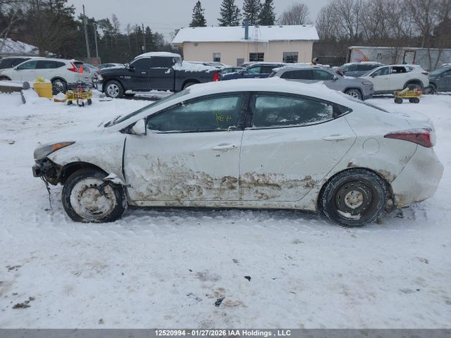 Продажа на аукционе авто 2015 Hyundai Elantra Gl, vin: 5NPDH4AE5FH627381, номер лота: 12520994