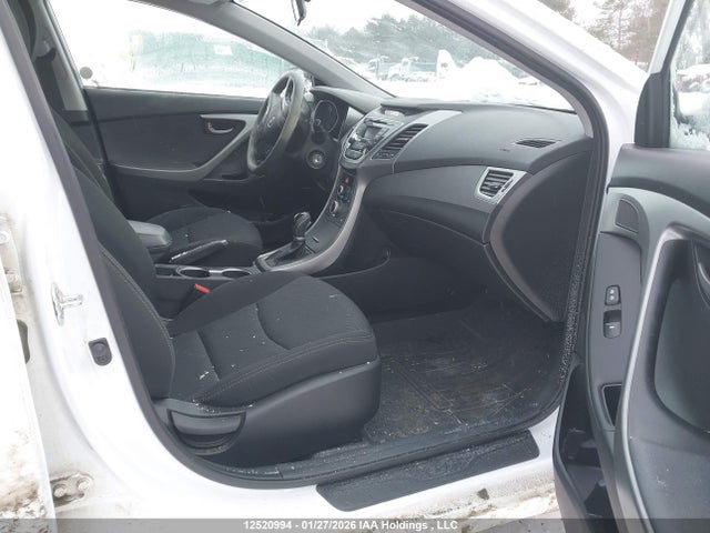 Продажа на аукционе авто 2015 Hyundai Elantra Gl, vin: 5NPDH4AE5FH627381, номер лота: 12520994