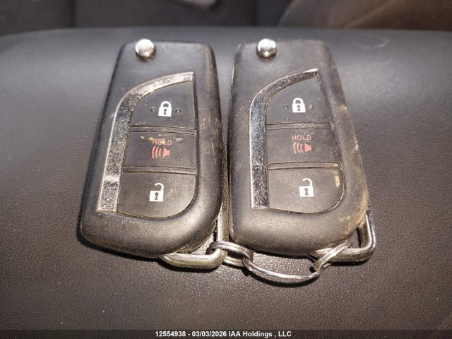 NMTKHMBX6JR065323 Toyota C-HR