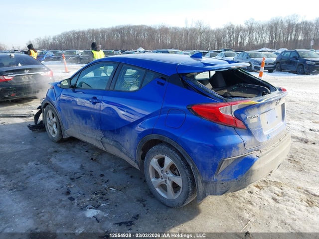 NMTKHMBX6JR065323 Toyota C-HR