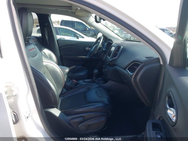 1C4PJMBX4KD191303 Jeep Cherokee Trailhawk