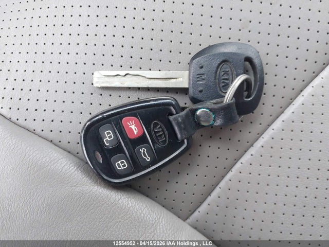 Продажа на аукционе авто 2009 Kia Amanti, vin: KNALD225695176148, номер лота: 12554952