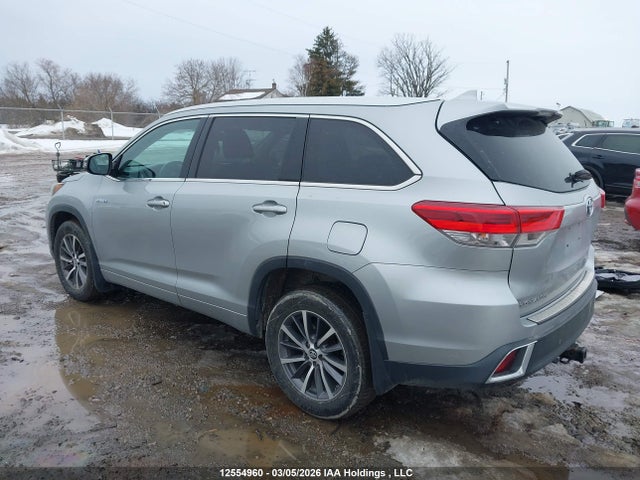 Продажа на аукционе авто 2018 Toyota Highlander Hybrid Xle, vin: 5TDJGRFH6JS050207, номер лота: 12554960