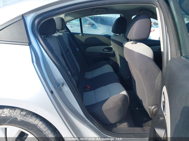 1G1PL5SH7E7358421 Chevrolet Cruze
