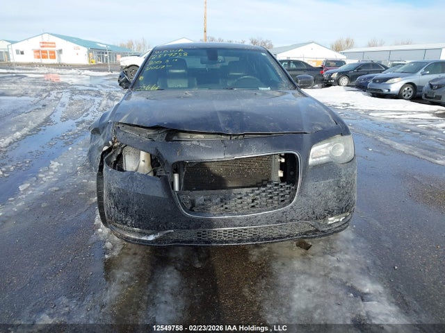 Chrysler 300 S 2016 2C3CCABG8GH320617 Image 12