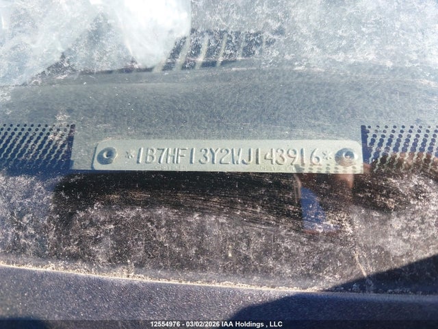 12554976 :رقم المزاد ، 1B7HF13Y2WJ143916 vin ، 1998 Dodge Ram 1500 مزاد بيع