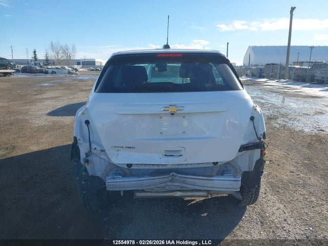 3GNCJNSB6KL342684 Chevrolet TRAX LS
