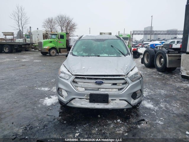 1FMCU9H9XJUC94067 Ford ESCAPE SEL