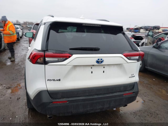 2T3BWRFV7RW238421 Toyota RAV4 LE