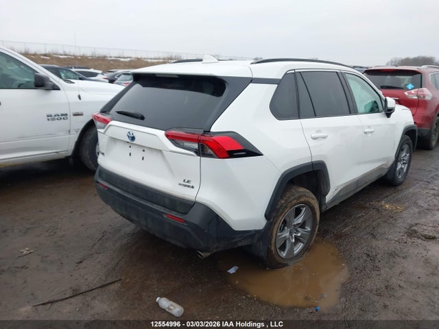 2T3BWRFV7RW238421 Toyota RAV4 LE