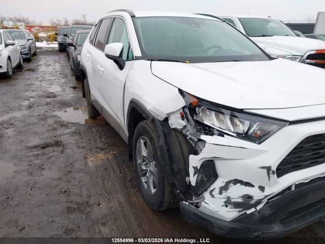 2T3BWRFV7RW238421 Toyota RAV4 LE