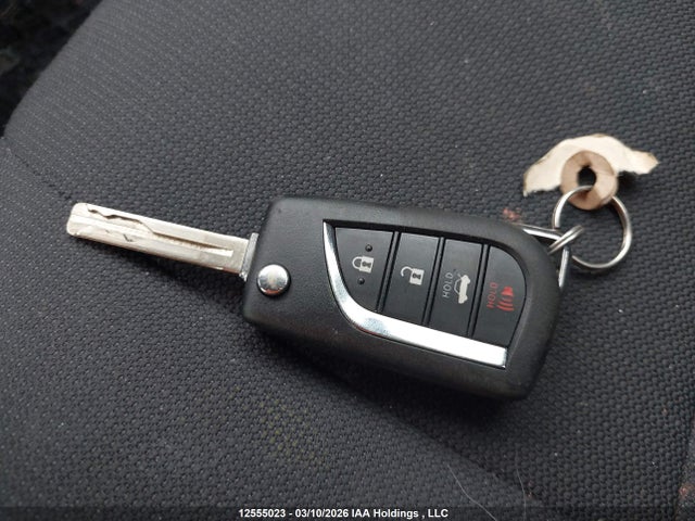 12555023 :رقم المزاد ، 5YFBPMBE2NP347041 vin ، 2022 Toyota Corolla Le/xle مزاد بيع