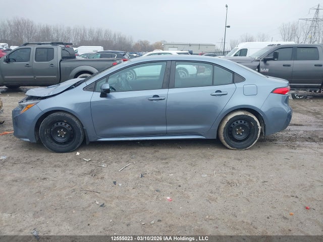 12555023 :رقم المزاد ، 5YFBPMBE2NP347041 vin ، 2022 Toyota Corolla Le/xle مزاد بيع
