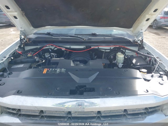3GCUKREC8JG535125 Chevrolet Silverado 1500 1lt/2lt