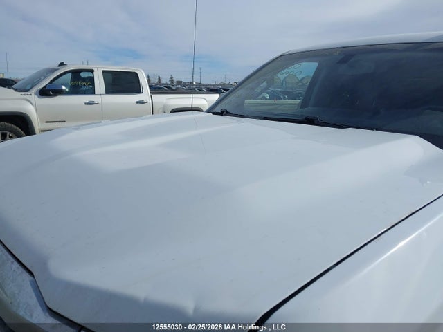 3GCUKREC8JG535125 Chevrolet Silverado 1500 1lt/2lt