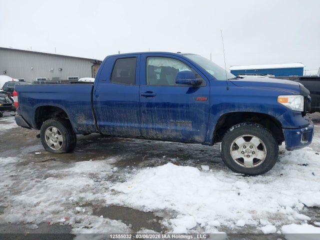 12555032 :رقم المزاد ، 5TFUY5F15EX355431 vin ، 2014 Toyota Tundra مزاد بيع