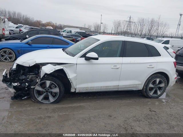 WA1AAAFY4N2007169 Audi Q5 45 Komfort