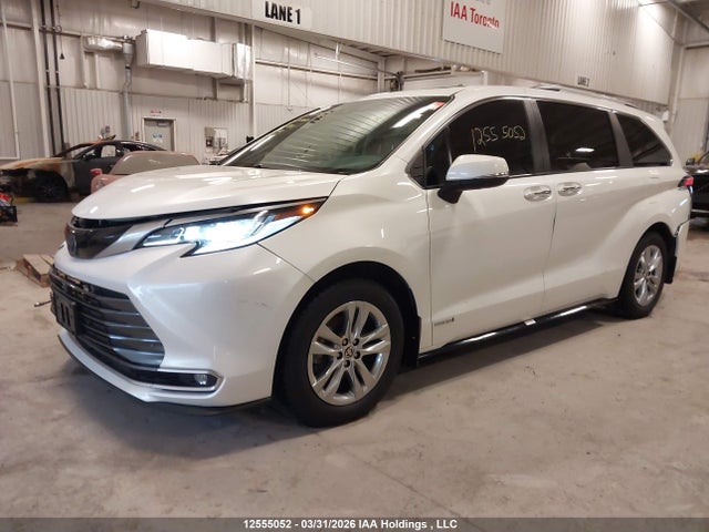 2021 Toyota Sienna Limited 7-passenger მანქანა იყიდება აუქციონზე, vin: 5TDGRKEC2MS011846, აუქციონის ნომერი: 12555052