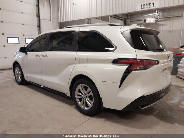2021 Toyota Sienna Limited 7-passenger მანქანა იყიდება აუქციონზე, vin: 5TDGRKEC2MS011846, აუქციონის ნომერი: 12555052