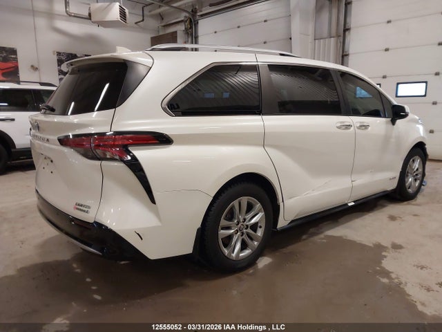 2021 Toyota Sienna Limited 7-passenger მანქანა იყიდება აუქციონზე, vin: 5TDGRKEC2MS011846, აუქციონის ნომერი: 12555052
