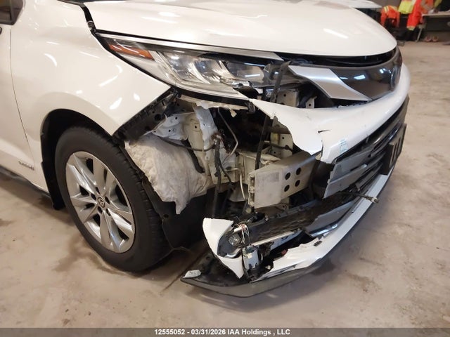 2021 Toyota Sienna Limited 7-passenger მანქანა იყიდება აუქციონზე, vin: 5TDGRKEC2MS011846, აუქციონის ნომერი: 12555052