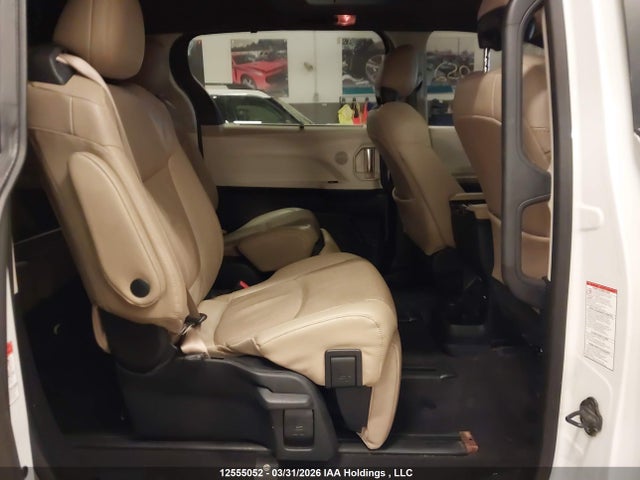 2021 Toyota Sienna Limited 7-passenger მანქანა იყიდება აუქციონზე, vin: 5TDGRKEC2MS011846, აუქციონის ნომერი: 12555052